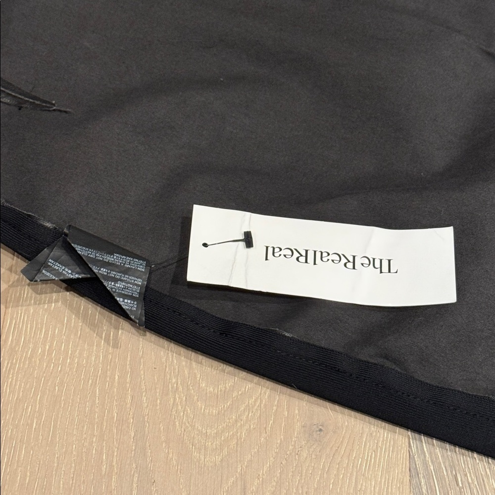 Vintage Balenciaga Black Leather Pencil Skirt Size 38 - Picture 8 of 14